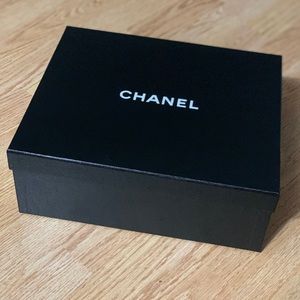 Chanel shoe box